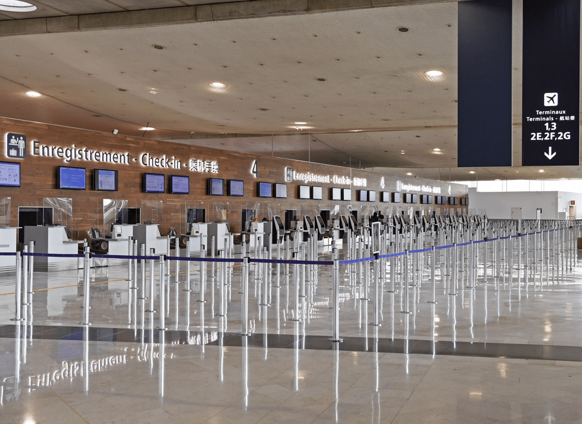 Paris Charles de Gaulle Airport Terminals 2B & 2D Alstef Group Paris Charles de Gaulle Airport Terminals 2B & 2D Alstef Group